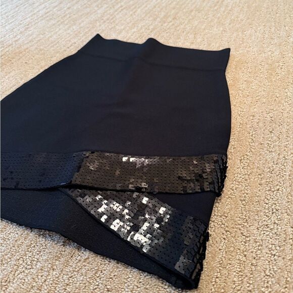 BCBGMaxAzria Black Bandage Skirt with sequence - Picture 4 of 7